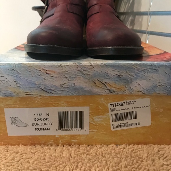 Like New Bella Vita Burgundy Leather Bootie - Picture 13 of 13